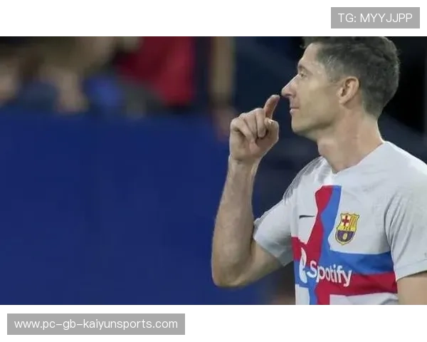 切尔西莱万被曝沉默引发离队猜测 切尔西莱万被曝沉默引发离队猜测