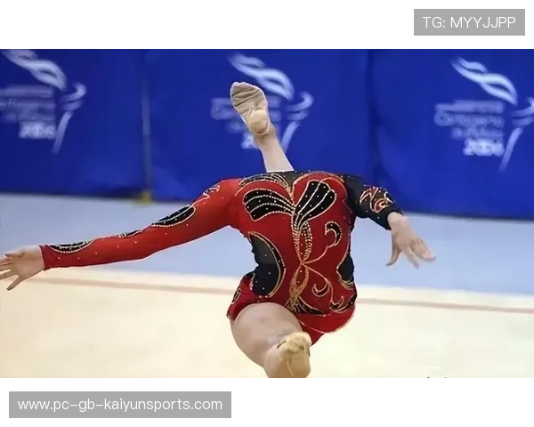 体操赛场惊魂!高难动作失误险酿重大事故 体操赛场惊魂!高难动作失误险酿重大事故