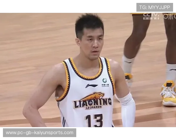 NBL突破分球外线命中连带起反扑