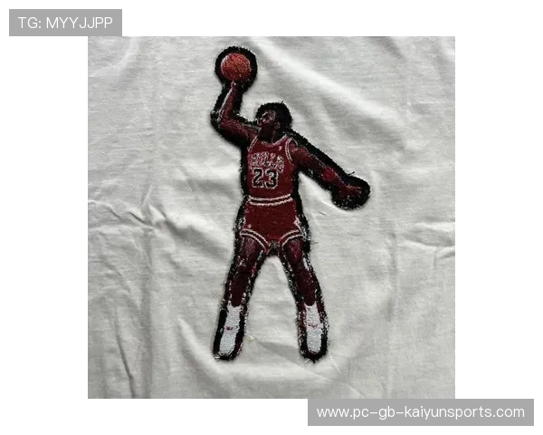 乔丹式扣篮再现篮球史诗瞬间 乔丹式扣篮再现篮球史诗瞬间